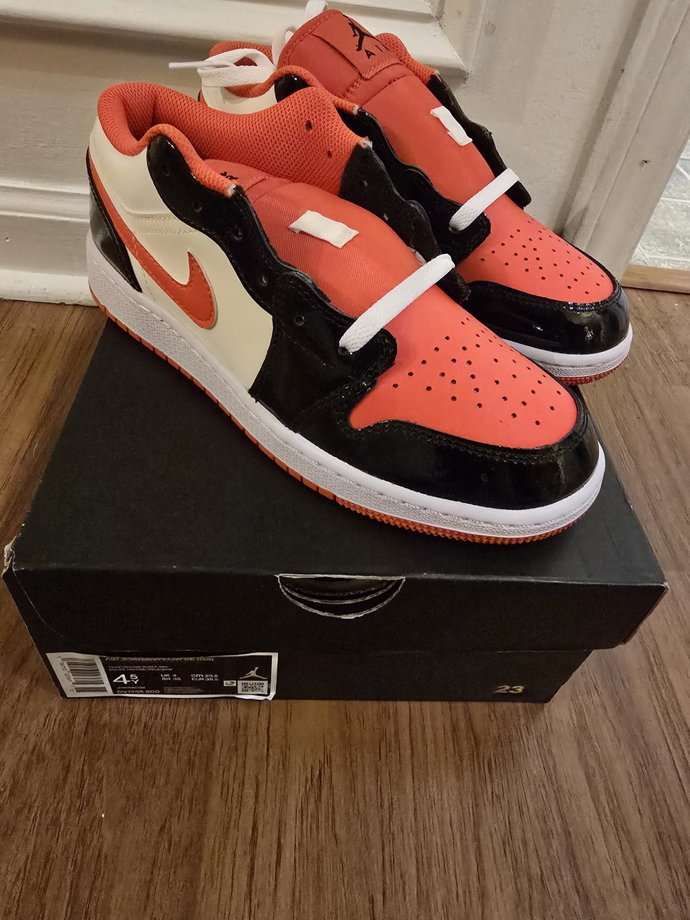 GS Air Jordan 1 Low Halloween Sz 4.5y